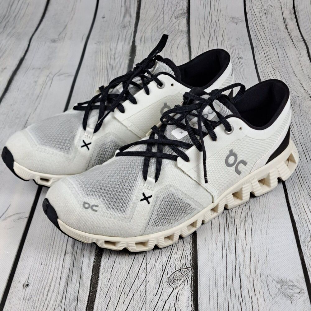On Cloud X Womens 10 White Black Athletic Running Walking Shoes Sneakers